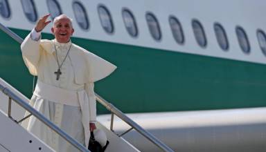  "Papa Francisco, yo lo invito": Los verdaderos costos detrás de las visitas papales