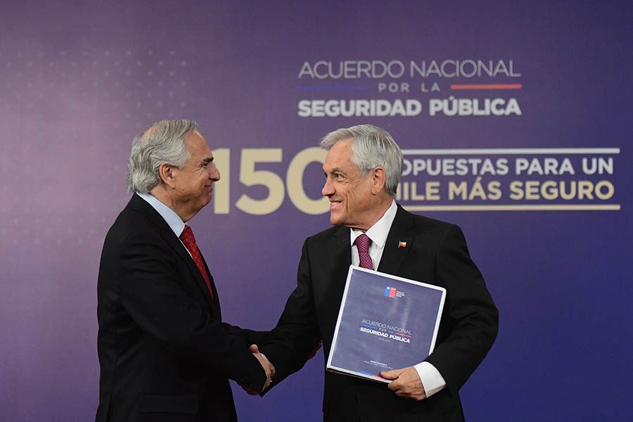  Seguridad, Piñera recibe informe con enfoque en control de armas