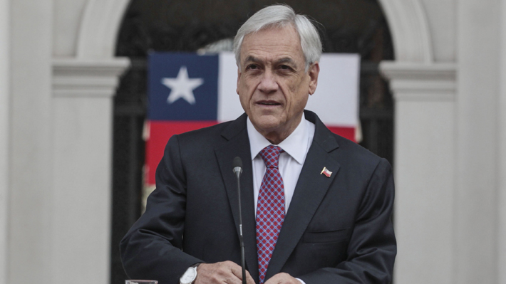  Piñera llega a París: tendrá gira de diez días en Europa