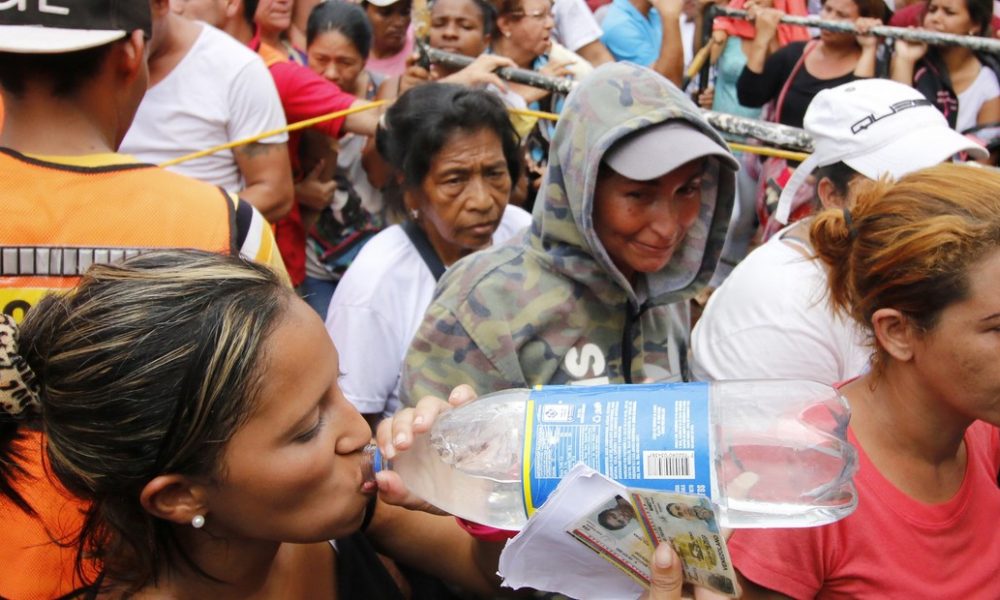  Venezuela: Mujeres venden su cabello, leche materna y ofrecen servicios sexuales para subsistir