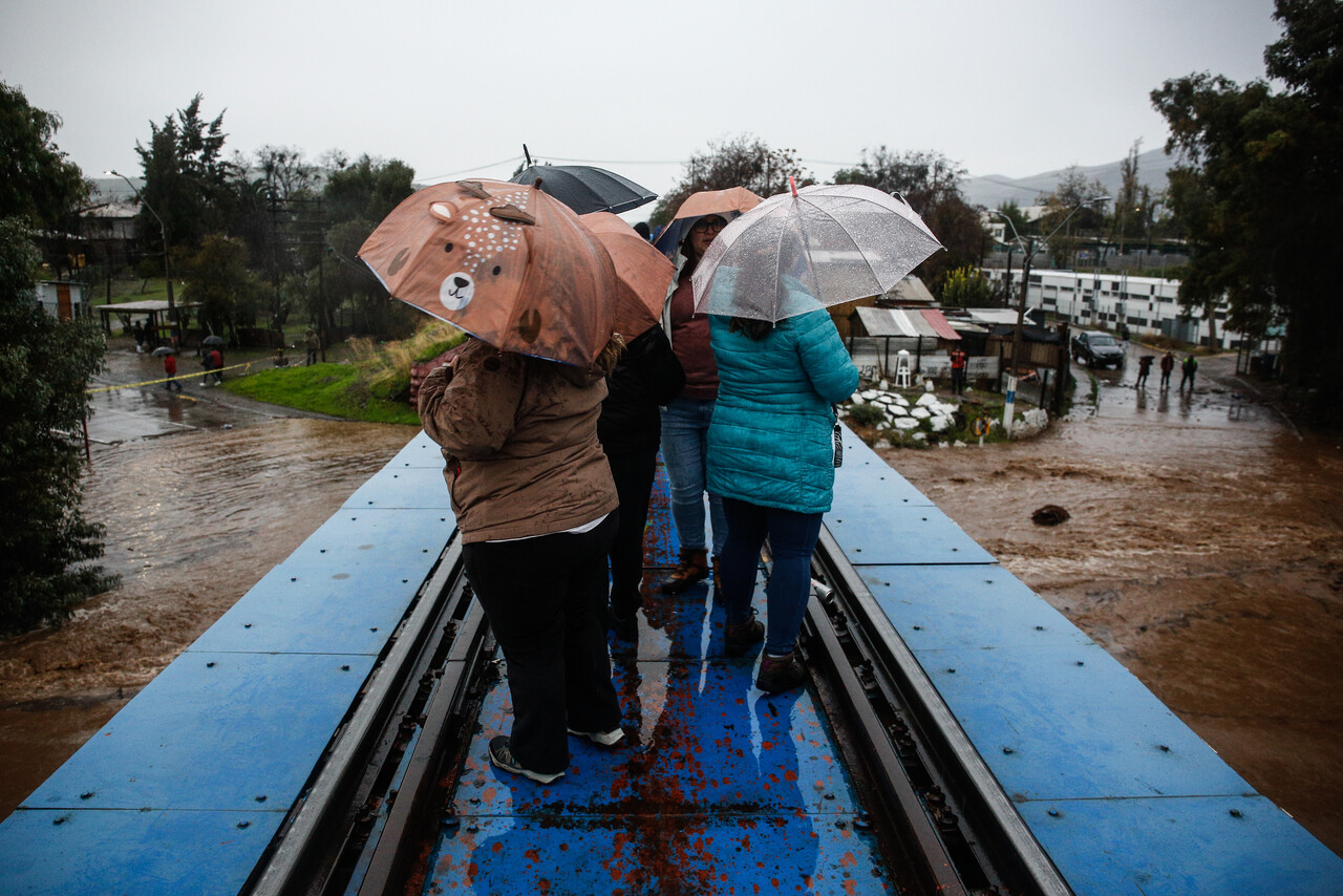 Alerta Meteorológica por fuertes lluvias y vientos en varias regiones de Chile