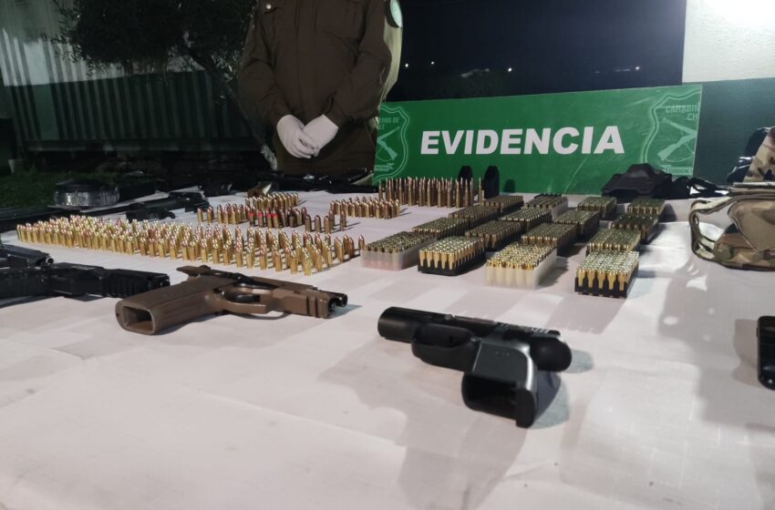  Patrullaje en La Pintana terminó con incautación de arma de guerra y miles de municiones