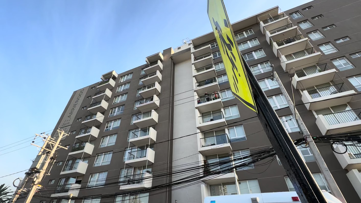 Tragedia en La Florida: Niño de seis años muere tras caer desde séptimo piso