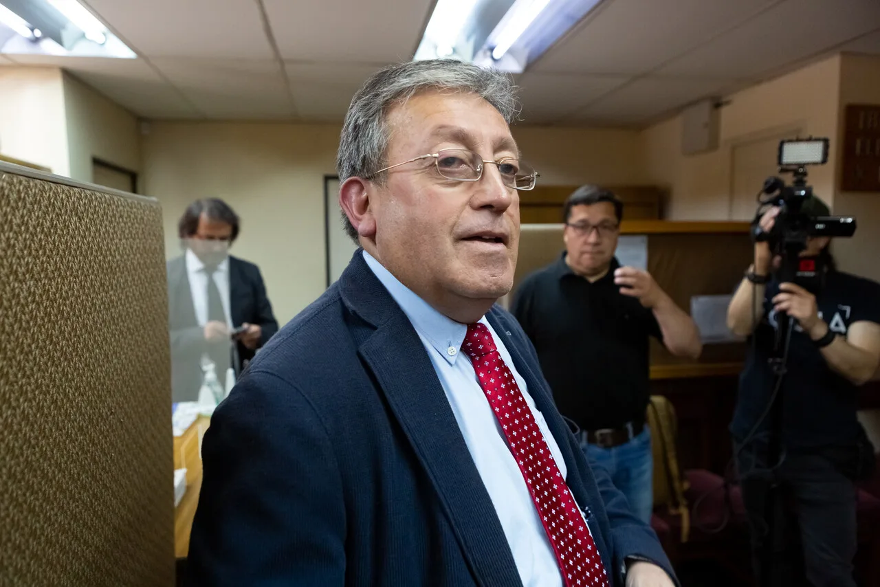Exalcalde de Puerto Montt, Gervoy Paredes, formalizado por corrupción y lavado de activos