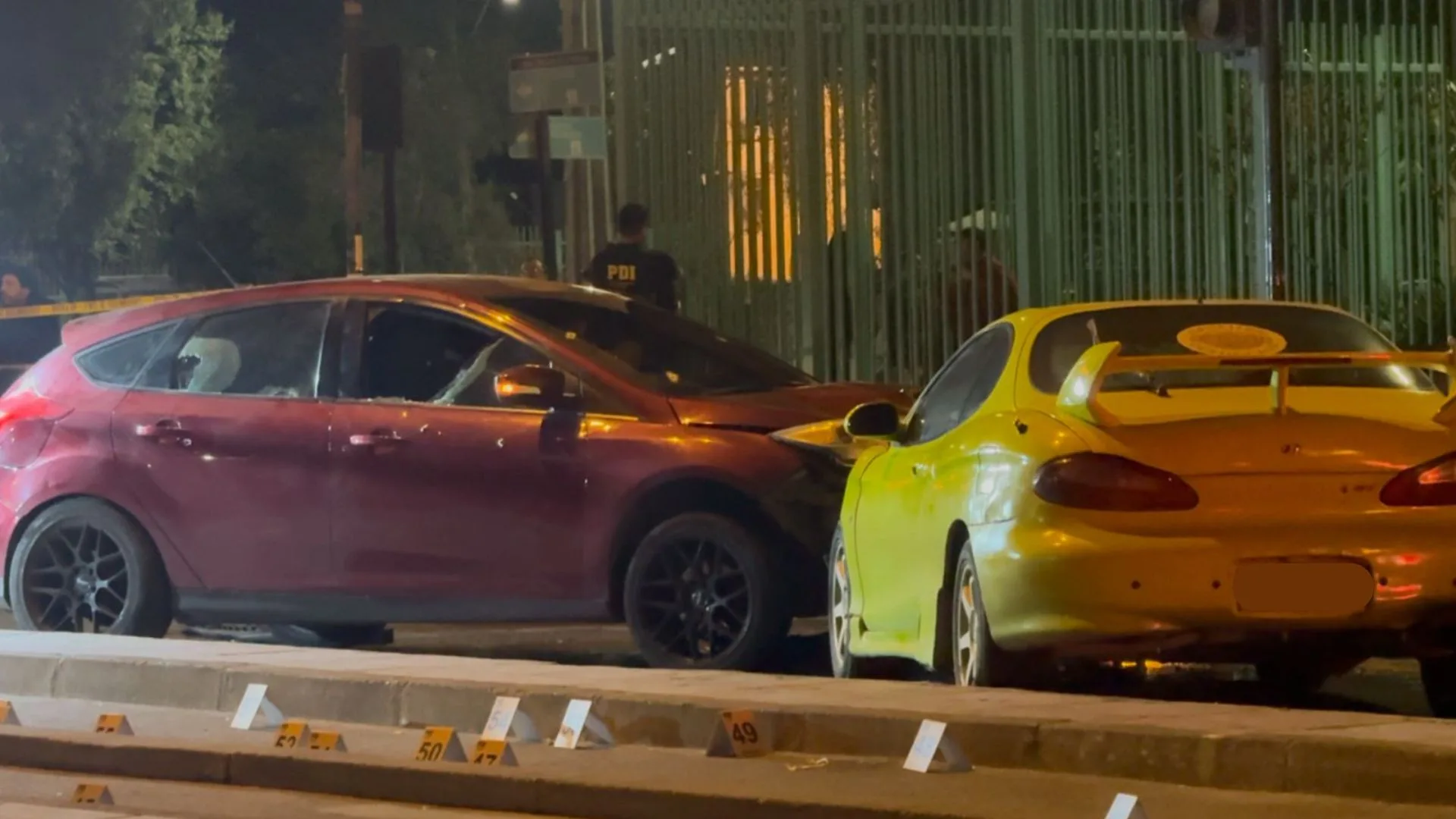 Violento homicidio en La Pintana: víctima fue perseguida y acribillada en su auto a balazos