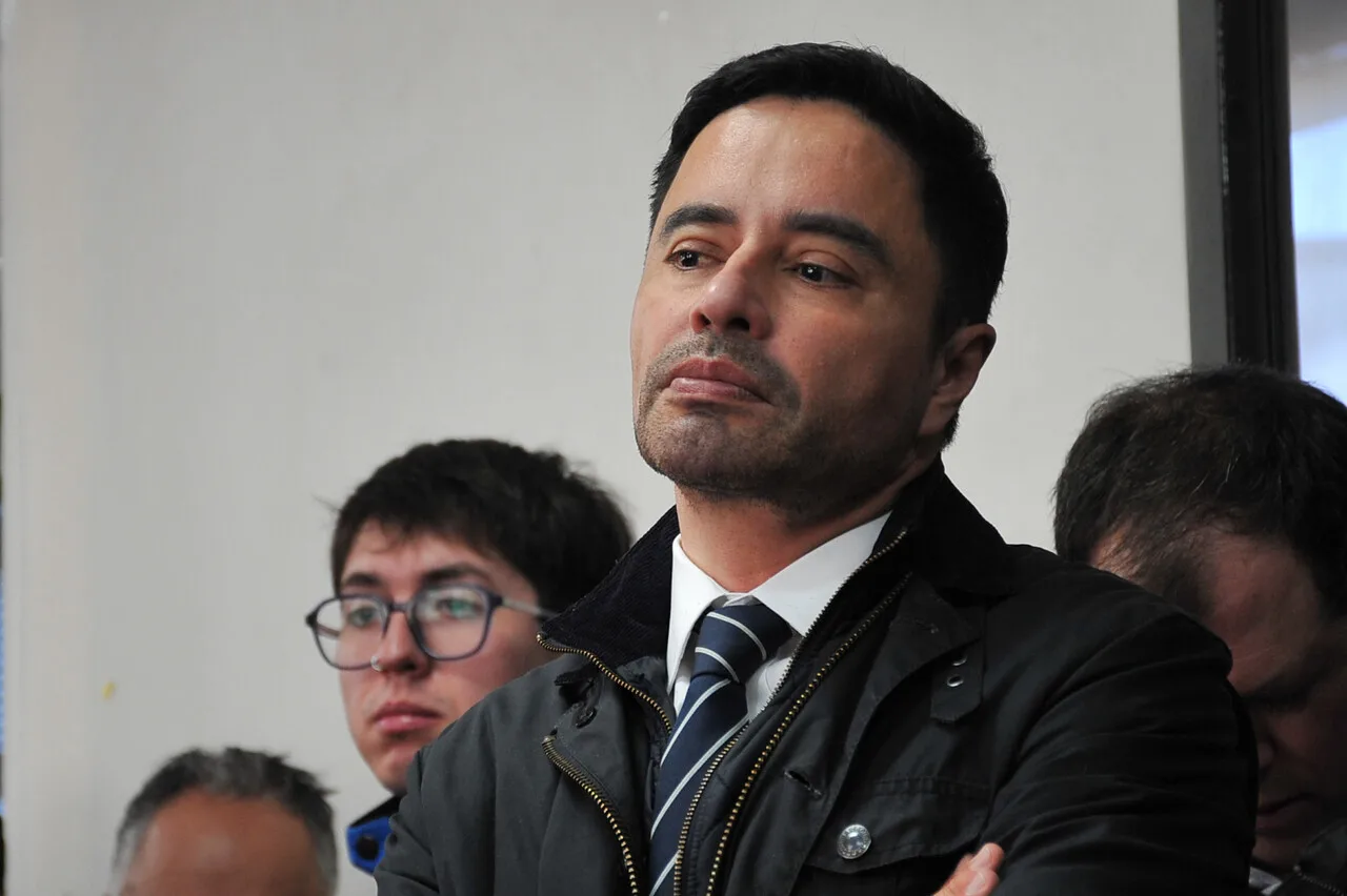Rodolfo Carter minimiza disculpas del exfiscal Manuel Guerra por chats filtrados y apunta a la corrupción