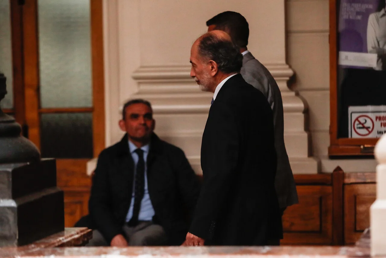 Senado votará acusación constitucional tras informe de la Comisión de Ética sobre Sergio Muñoz y ministros de la Suprema