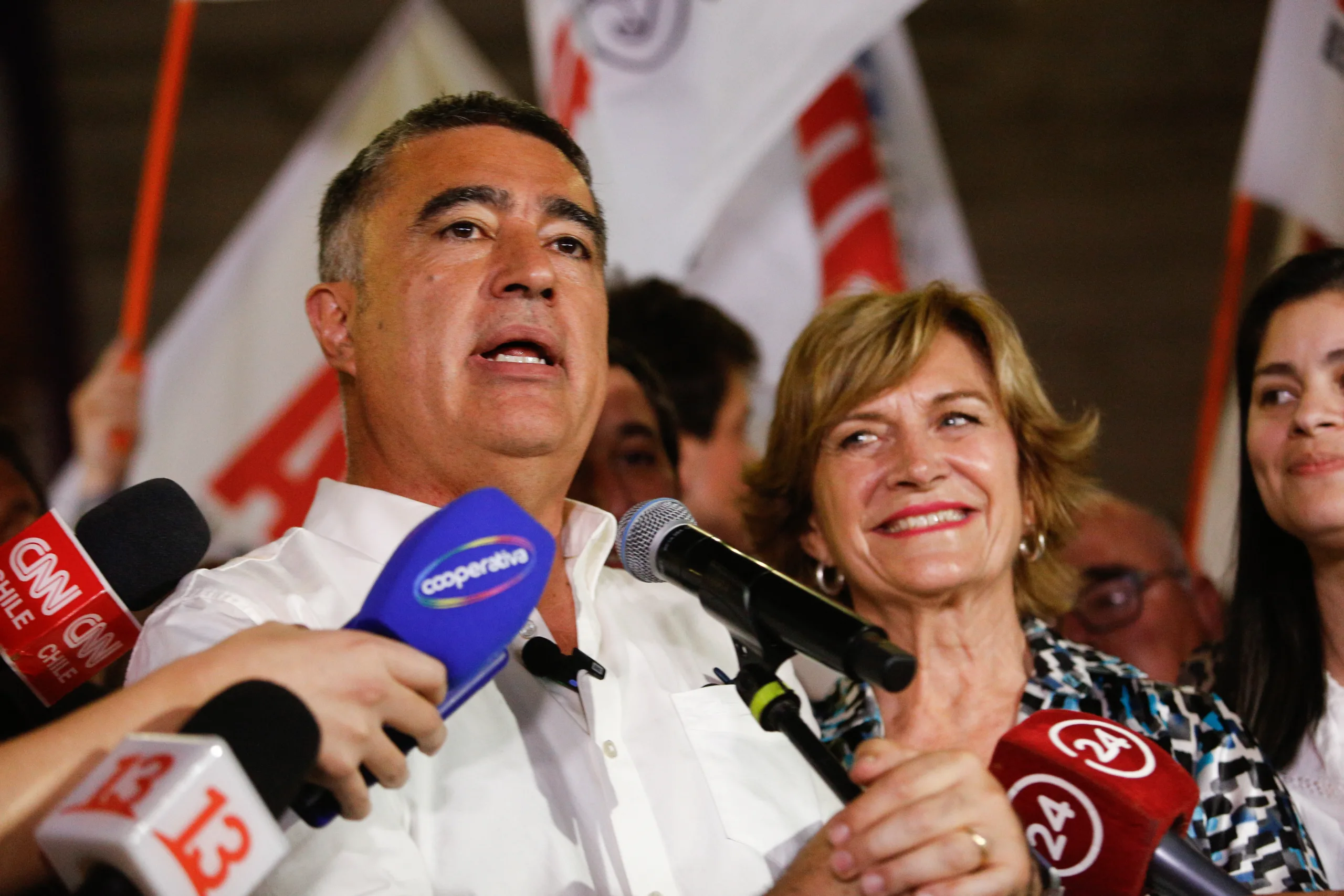 Mario Desbordes gana la alcaldía de Santiago: “Hay que devolverle el orgullo a la capital de Chile”