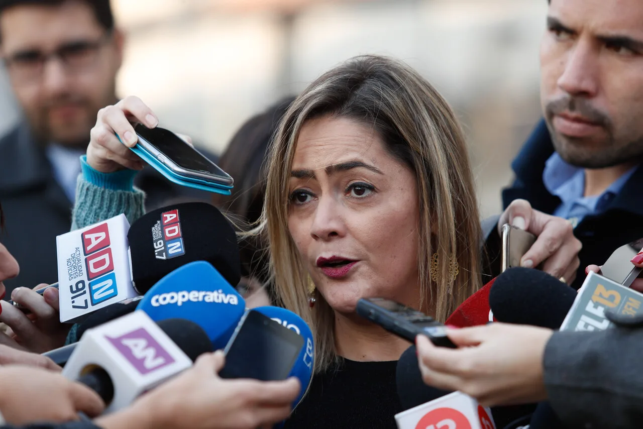 Fiscalía pide informe a Lorena Parra por llamada a Luis Hermosilla en medio de la elección del fiscal nacional