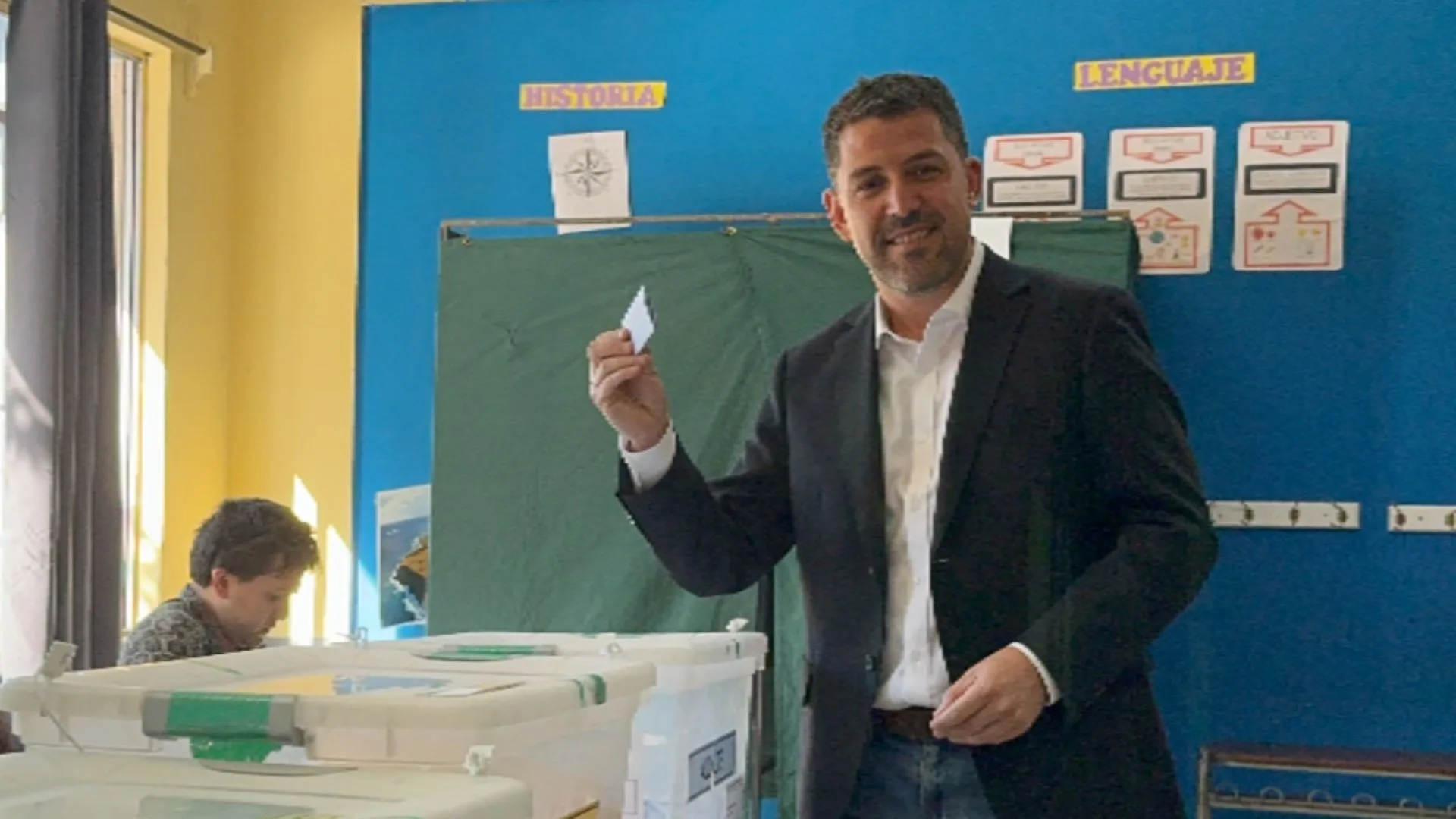 Daniel Reyes gana elecciones municipales en La Florida con apoyo de Rodolfo Carter