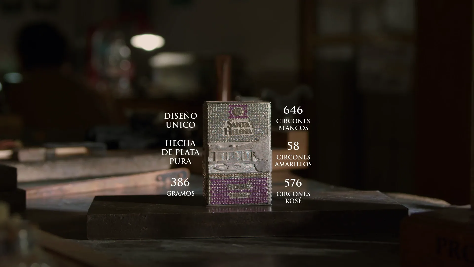 Santa Helena lanza una lujosa réplica de su caja de vino Rosé, valorada en 10 millones de pesos