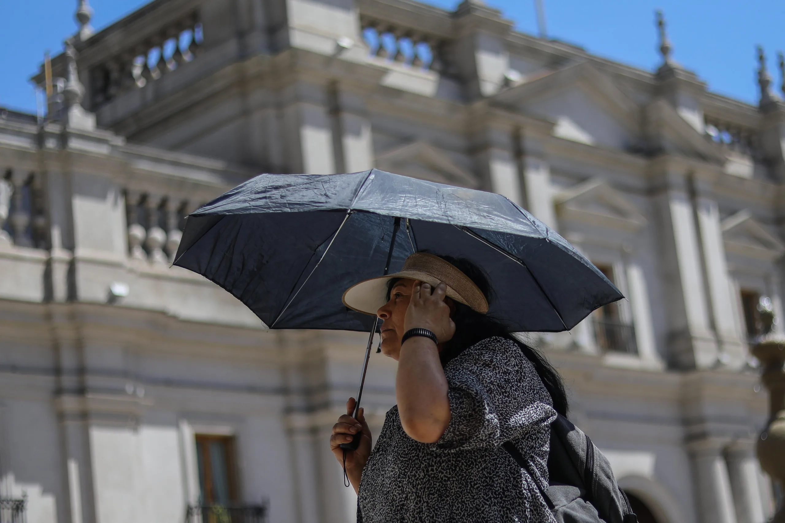 Emiten alerta nacional ante “temporada de olas de calor” hasta marzo de 2025