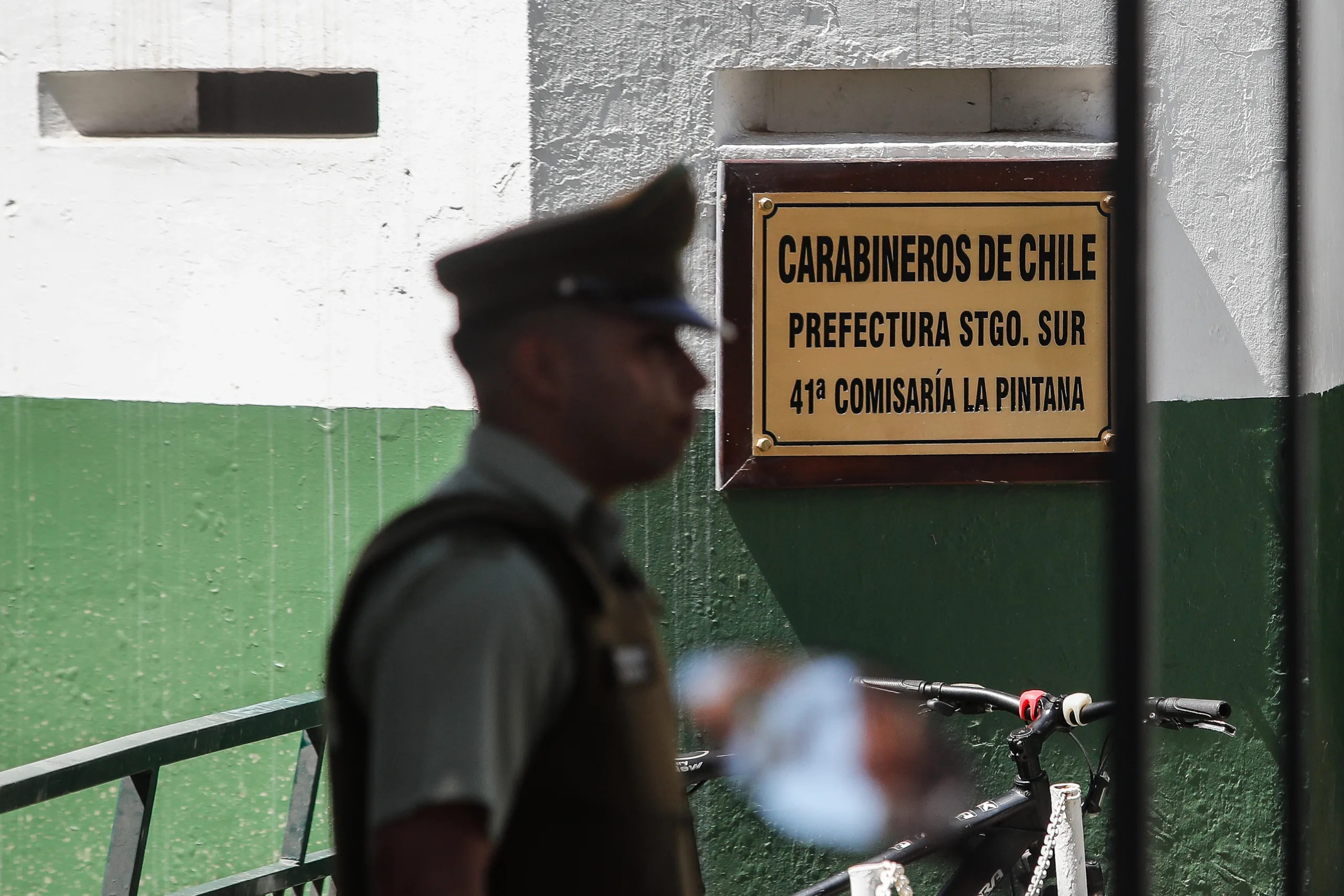 Crisis en el Ministerio del Interior: fuga de detenido y salida de subsecretario acrecientan dudas sobre gestión de seguridad