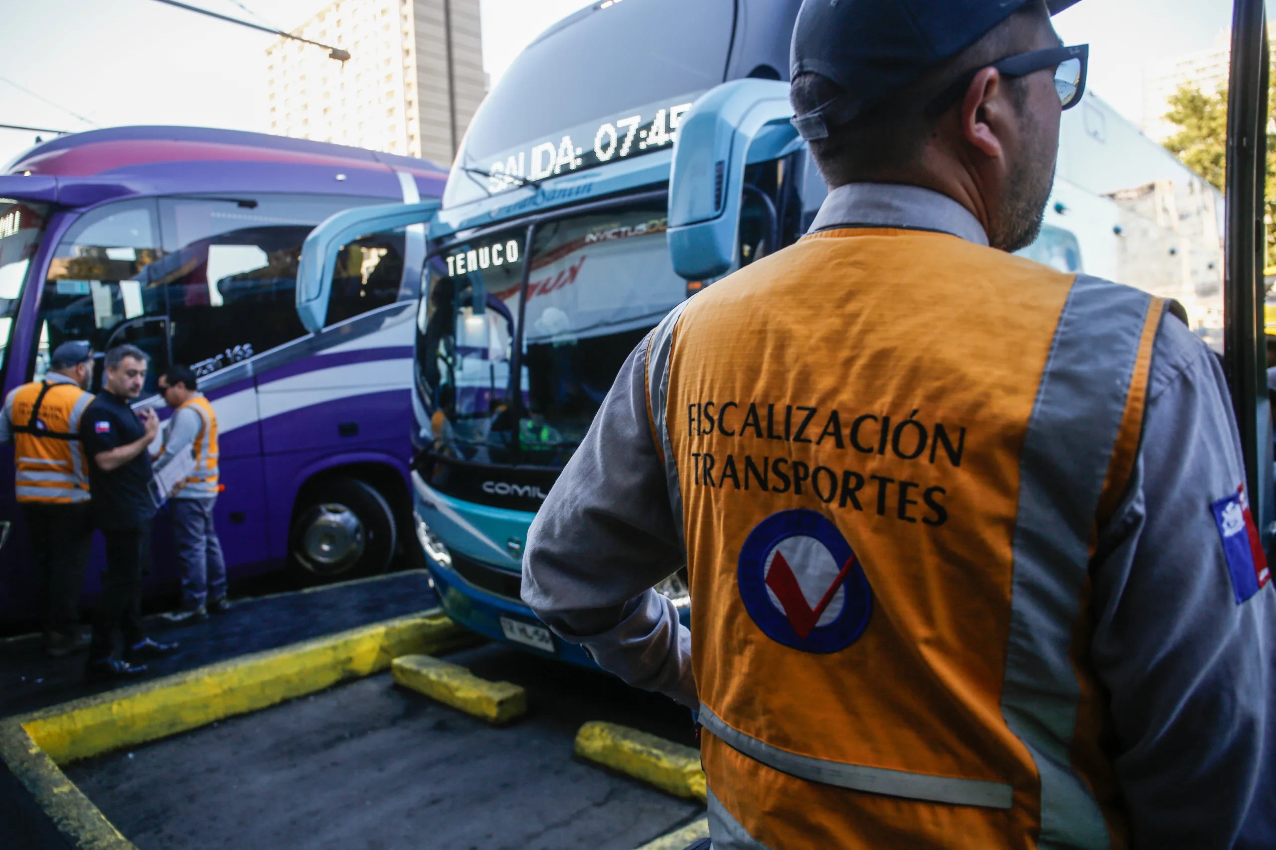 Revelan las empresas de buses con más reclamos en Chile