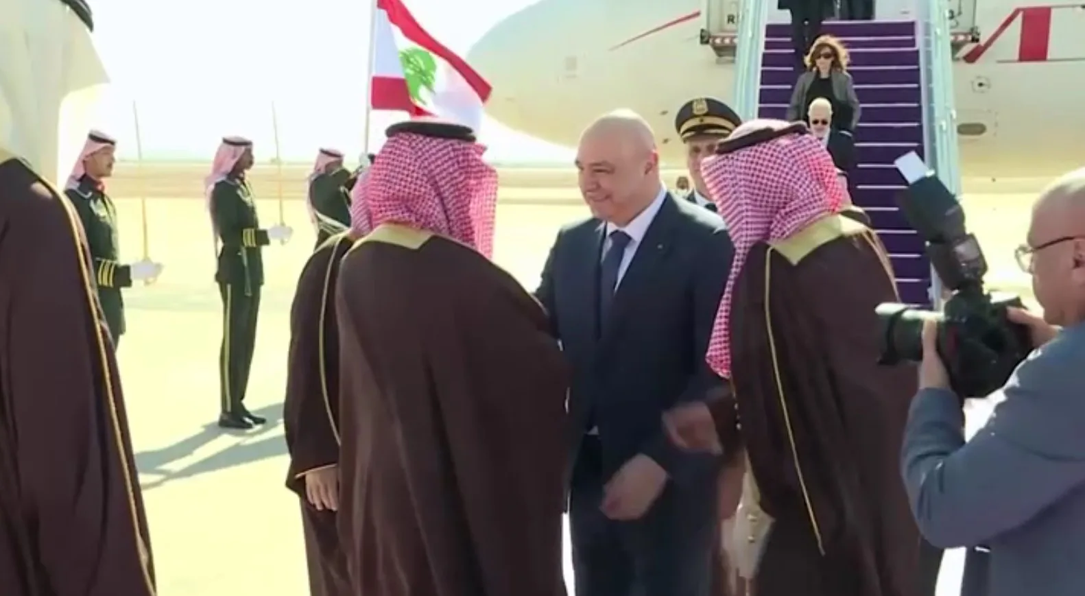 El presidente libanés Joseph Aoun visita Arabia Saudita y busca reactivar paquete de ayuda militar