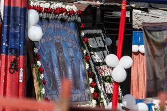 Ambiente en el Velorio de Narcotraficante de Quilicura conocido como “el Guatón Mutema” el cual está siendo considerado de Extremo Riesgo ubicado en Ismael Briceño con Calle Uno
